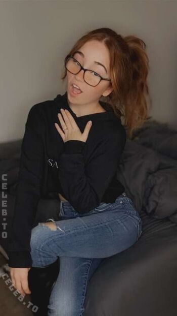 Full leaked Lyssaurora page private onlyfans photo