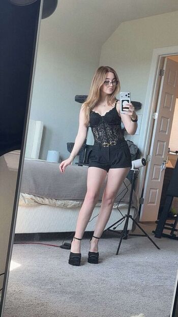 Lyssaurora