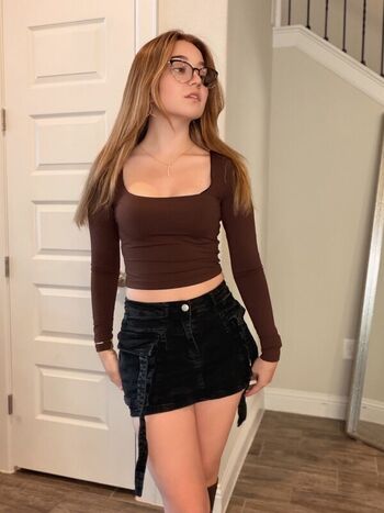 Full leaked Lyssaurora page private onlyfans photo