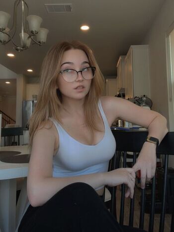 Full leaked Lyssaurora page private onlyfans photo