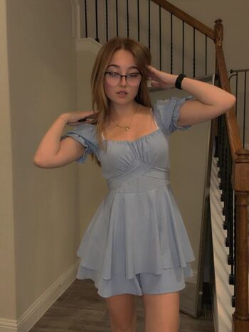 Full leaked Lyssaurora page private onlyfans photo