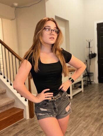 Full leaked Lyssaurora page private onlyfans photo