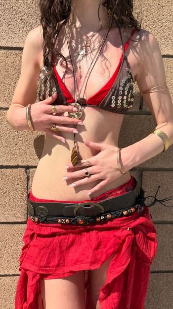 Full leaked Lyzzahh private onlyfans photo