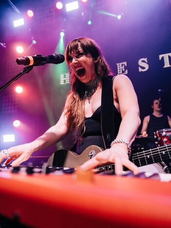Full leaked Lzzy hale private onlyfans photo
