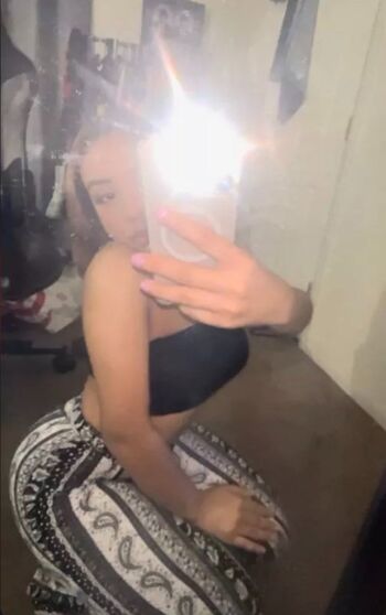 Full leaked Mnymoves private onlyfans photo