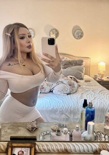 Full leaked Mnymoves private onlyfans photo