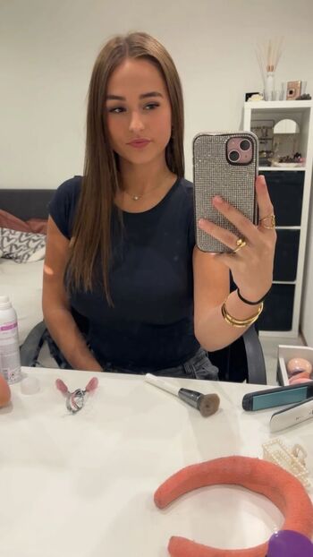 Full leaked Maaike roellies page private onlyfans photo