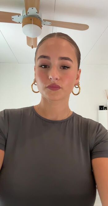 Full leaked Maaike roellies page private onlyfans photo