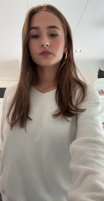 Full leaked Maaike roellies page private onlyfans photo