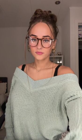 Full leaked Maaike roellies page private onlyfans photo