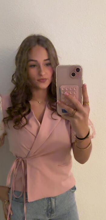 Full leaked Maaike roellies page private onlyfans photo