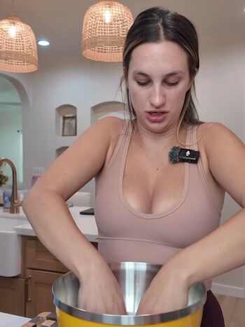 Full leaked Mackenzie lee private onlyfans photo