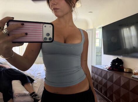 Full leaked Mackenzie ziegler  page private onlyfans photo