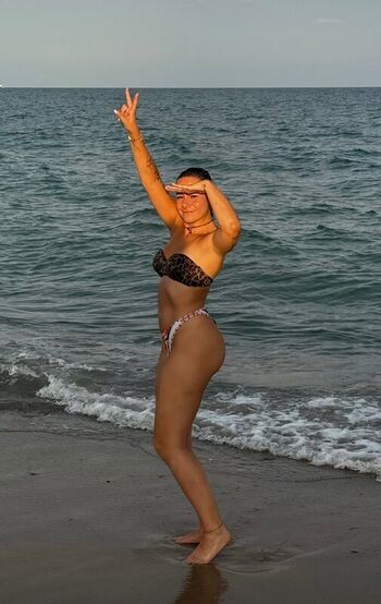 Full leaked Madamebrtzl private onlyfans photo
