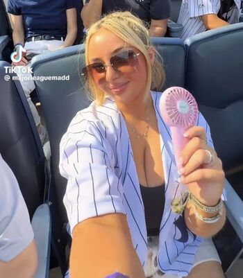 Full leaked Madd eisen private onlyfans photo