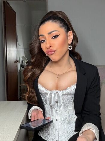 Full leaked Maddalena cabizossu private onlyfans photo