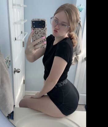Full leaked Maddie cook private onlyfans photo