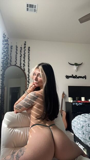 Full leaked Maddielippy private onlyfans photo