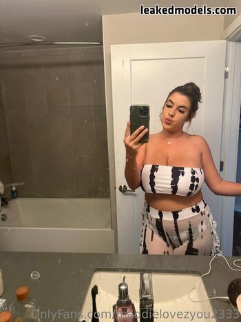 Full leaked Maddiexo private onlyfans photo