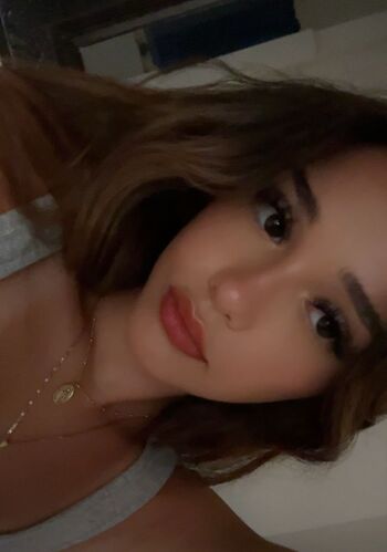 Full leaked Maddybellee private onlyfans photo