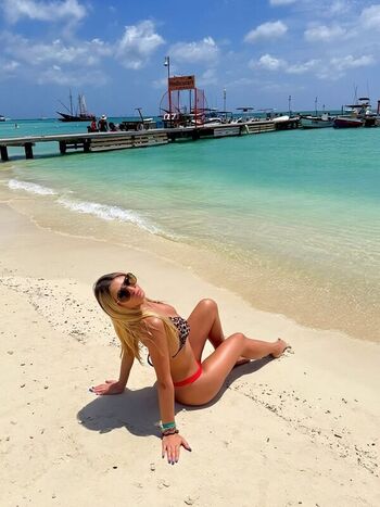 Full leaked Maddyy enriquezz private onlyfans photo