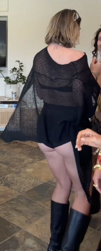 Full leaked Madelyn cline page private onlyfans photo
