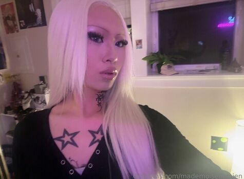 Full leaked Mademoisellemien private onlyfans photo