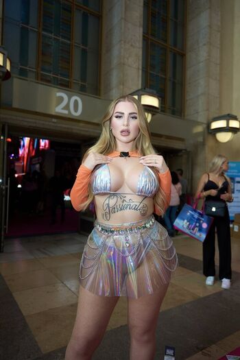 Full leaked Madison lanez private onlyfans photo