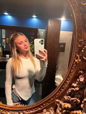 Full leaked Mads thompson maddiiedee private onlyfans photo