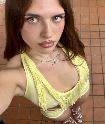 Mae Muller