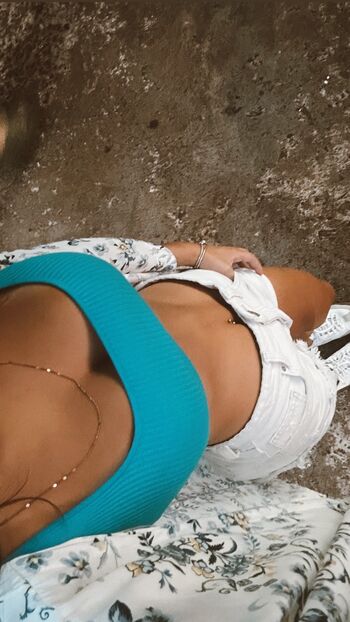 Full leaked Maebataa private onlyfans photo