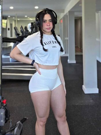 Full leaked Maeh fitt page private onlyfans photo