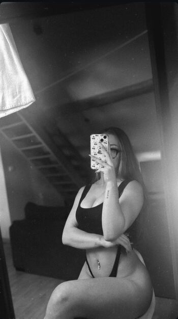 Full leaked Maeva turac private onlyfans photo