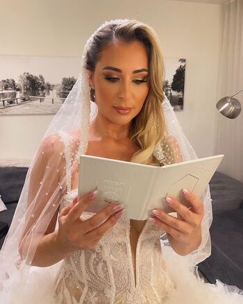 Full leaked Magalie berdah private onlyfans photo