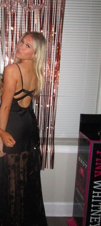 Full leaked Maggie private onlyfans photo