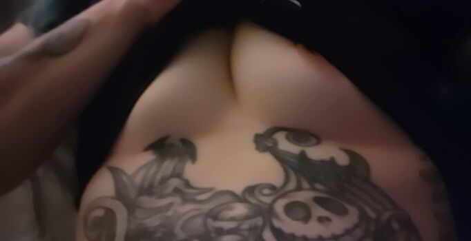 Full leaked Maggispicymom page private onlyfans photo