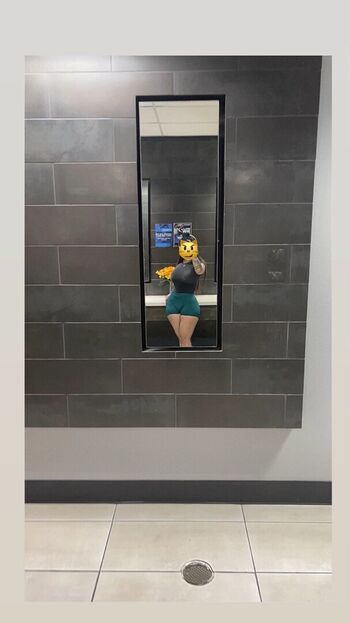 Full leaked Magzcow private onlyfans photo