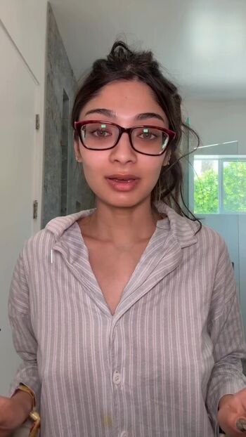 Full leaked Maham malek private onlyfans photo