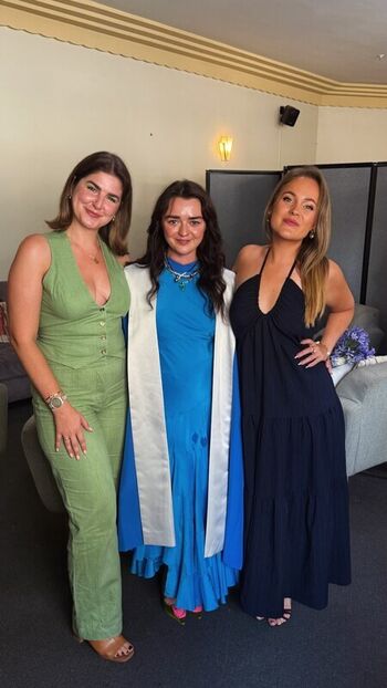 Full leaked Maisie williams page private onlyfans photo