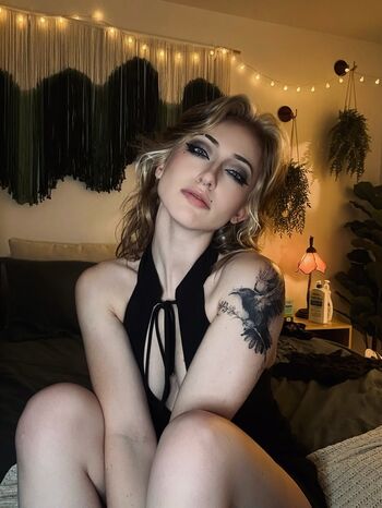 MaisieLynnie
