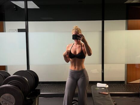 Full leaked Maja aleonie page private onlyfans photo