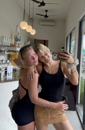 Full leaked Majaaleonie page private onlyfans photo