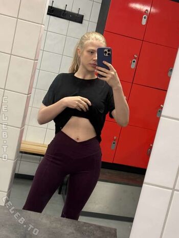 Full leaked Liz ididathang/ private onlyfans photo