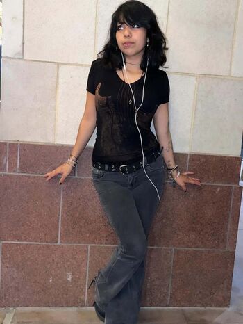 Full leaked Makeoutradio private onlyfans photo