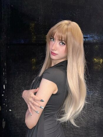 Full leaked Makimaxsan private onlyfans photo