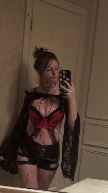 Full leaked Makomommyvt private onlyfans photo