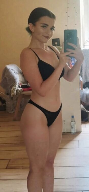 Full leaked Makoshake private onlyfans photo