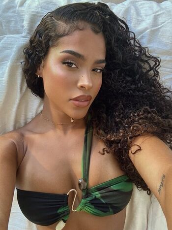 Full leaked Malaika terry page private onlyfans photo
