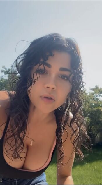 Full leaked Malaikasoffline private onlyfans photo