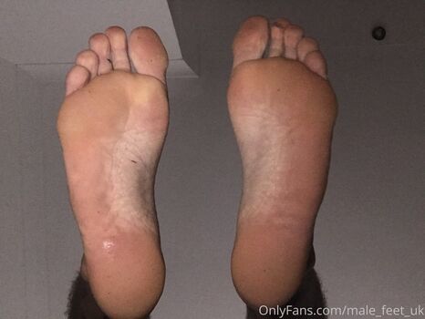 male_feet_uk
